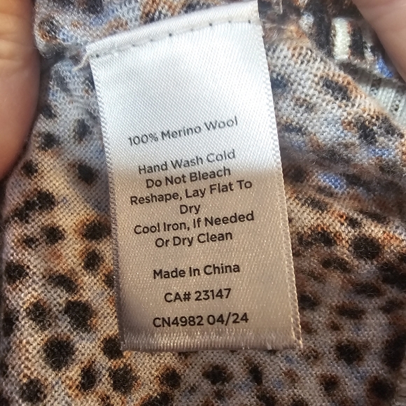 Talbots Petite Womens PS Wool Thermal Base Layer Thin Sweater Winter Warm Spot - Picture 9 of 10